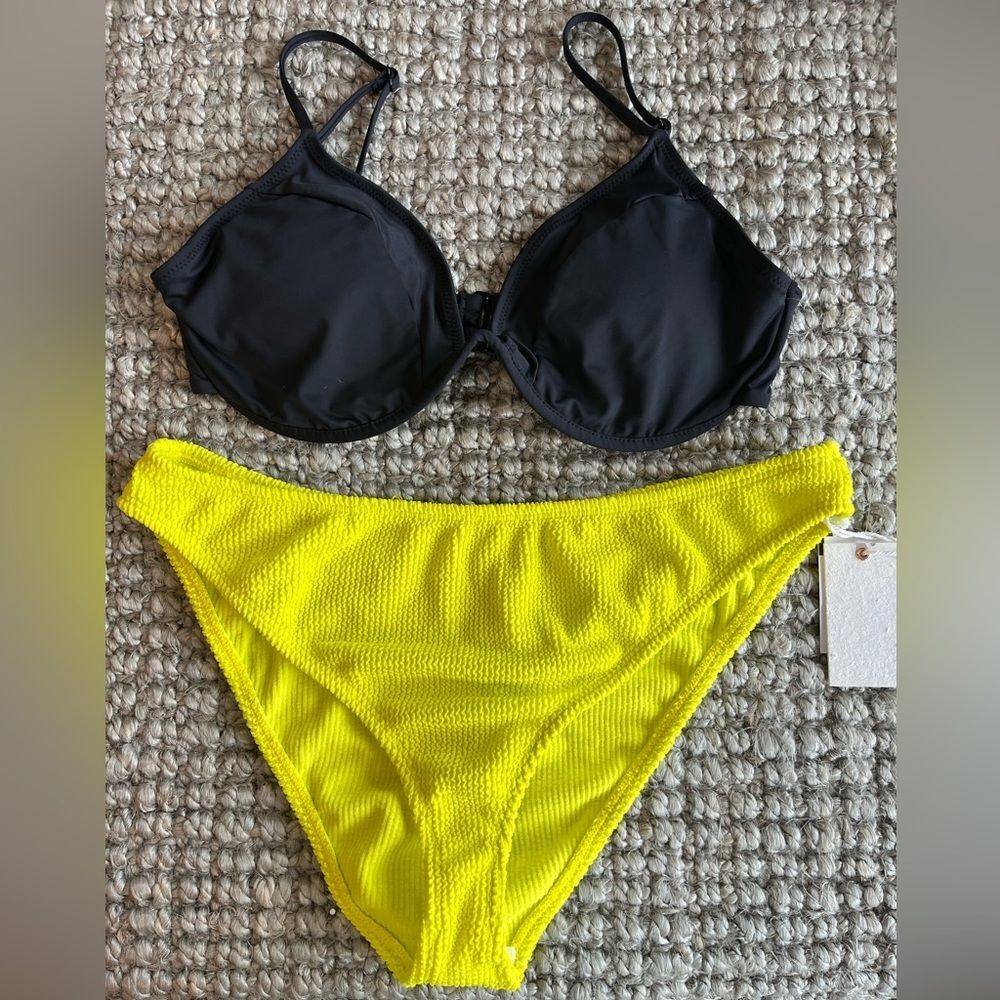 Nwt good American ribbed neon yellow bottom underwire black top bikini